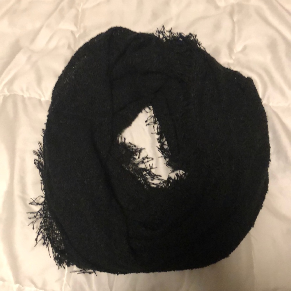 Black Scarf